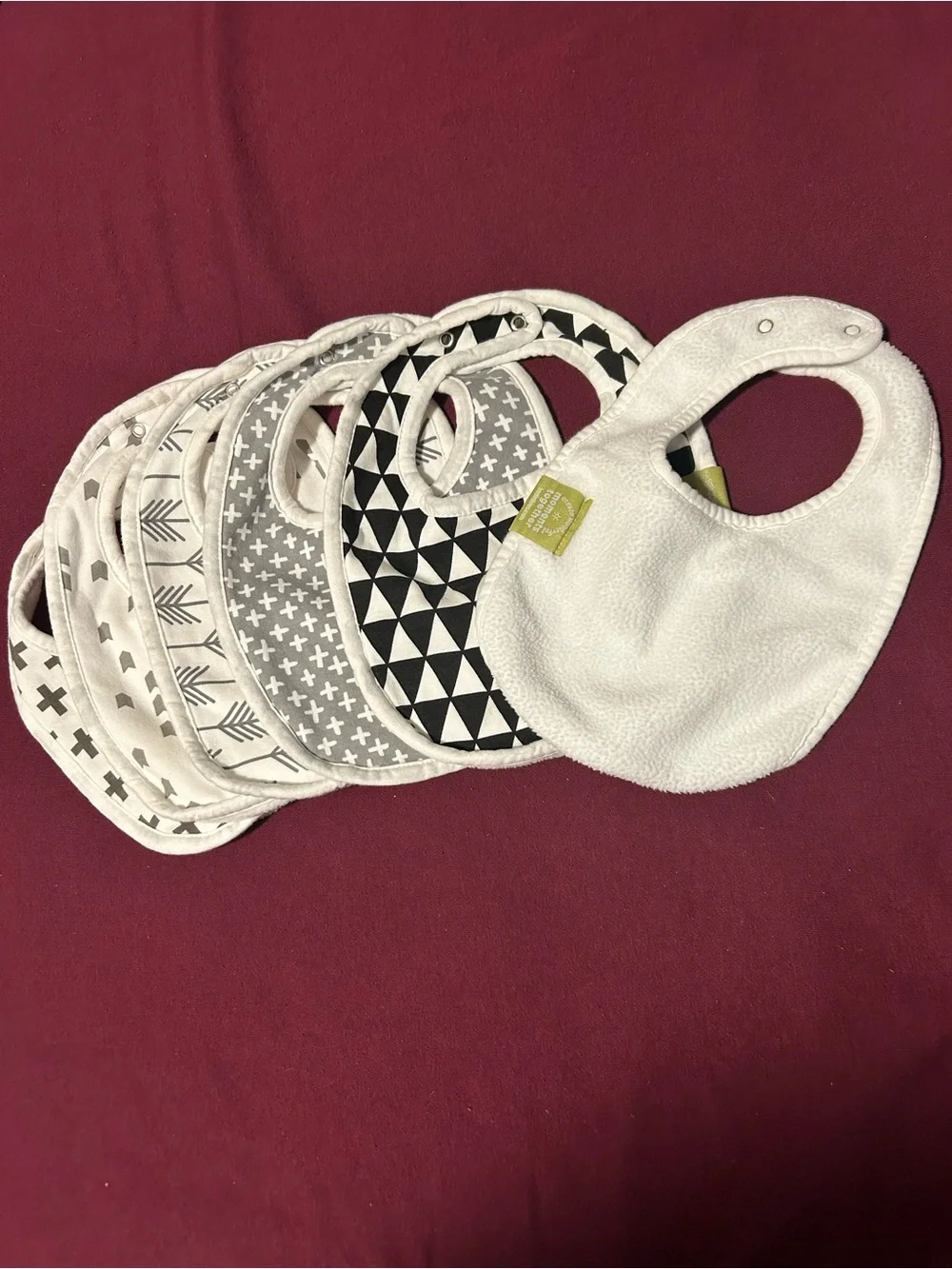 Keababies Gray & Black Patterned Baby Bib Set